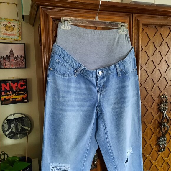 SHEIN Distressed Maternity Boyfriend Jeans - Lightwash, Sz S/4 - Picture 2 of 15